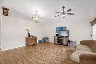 3444 Dartford Dr, Davenport, FL 33837 - Photo 3