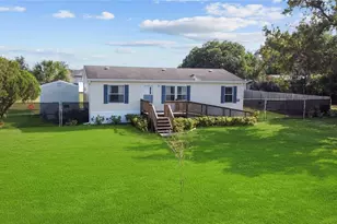 35620 Shelley Dr, Leesburg, FL 34788 - Photo 5