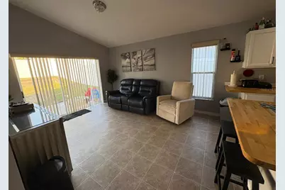 208 Grantham Drive, Davenport, FL 33897 - Photo 5