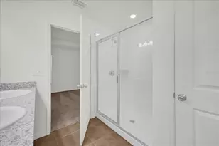 8633 Caribbean Pne Wy, Lakeland, FL 33809 - Photo 9