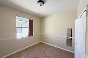 2910 Bonita Cir, Kissimmee, FL 34744 - Photo 7