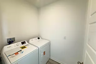 3731 Point Sur Ct, Davenport, FL 33837 - Photo 19