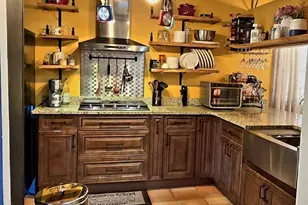 667 Golden Sunshine Cir, Orlando, FL 32807 - Photo 7