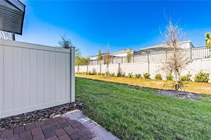 16362 Bird of Paradise Ave, Clermont, FL 34714 - Photo 9