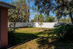 11315 Lake Dr, Leesburg, FL 34788 - Photo 21