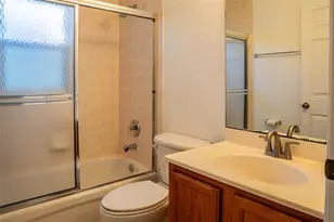 11315 Lake Dr, Leesburg, FL 34788 - Photo 13