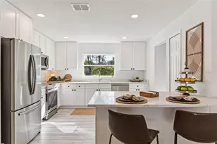 1275 16th St, Orange City, FL 32763 - Photo 5