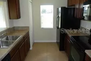 391 Carina Cir, Sanford, FL 32773 - Photo 3