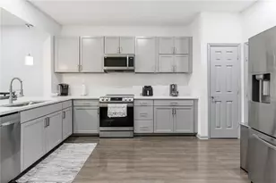 2865 Polana St, Orlando, FL 32835 - Photo 5