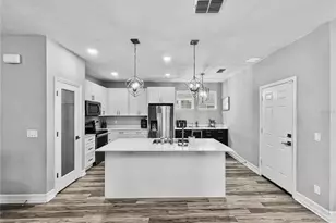 839 Lake Evalyn Dr, Celebration, FL 34747 - Photo 9