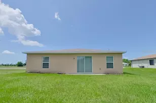 826 Wilmington Pkwy, Cape Coral, FL 33993 - Photo 19