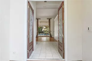 7725 Apple Tree Cir, Orlando, FL 32819 - Photo 3