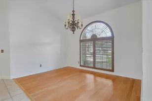 7725 Apple Tree Cir, Orlando, FL 32819 - Photo 15