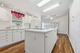 243 Douglas Park Ave, Davenport, FL 33897 - Photo 11