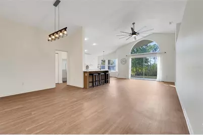 15722 Autumn Glen Avenue, Clermont, FL 34714 - Photo 11