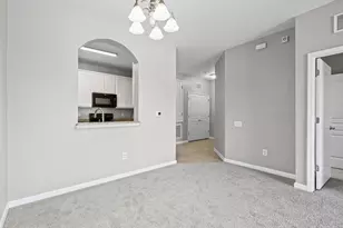 8250 Civita Dr, Davenport, FL 33896 - Photo 9