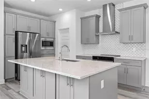 13817 Luna Harvest Ave, Winter Garden, FL 34787 - Photo 5