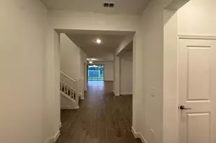 31740 Griffin Sands Ln, San Antonio, FL 33576 - Photo 13