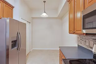 9434 Myrtle Creek Ln, Orlando, FL 32832 - Photo 5