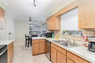 437 Alston Dr, Orlando, FL 32835 - Photo 11