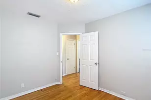 3753 Benson Ave N, Saint Petersburg, FL 33713 - Photo 17