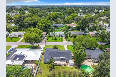 3753 Benson Avenue N, Saint Petersburg, FL 33713 - Photo 5