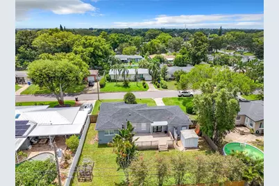 3753 Benson Avenue N, Saint Petersburg, FL 33713 - Photo 7