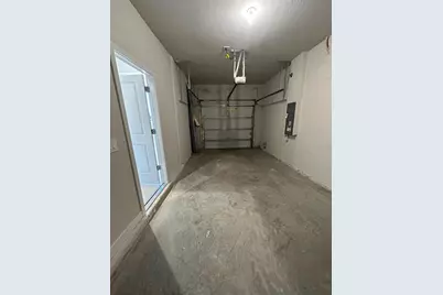 12378 Amber Creek Circle, Lakewood Ranch, FL 34211 - Photo 9