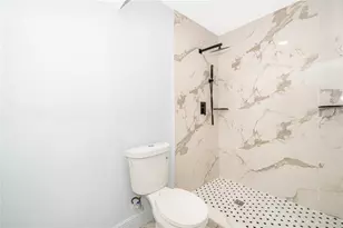 520 Hillside Dr, Lakeland, FL 33803 - Photo 13