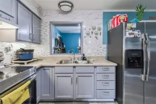 25309 Carnoustie Dr, Sorrento, FL 32776 - Photo 9