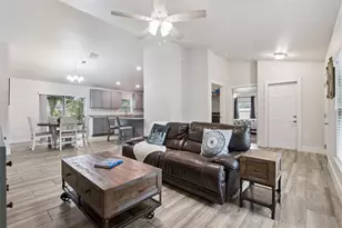 1049 Pinder St, Deltona, FL 32725 - Photo 3