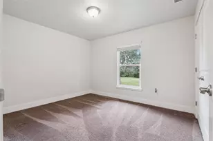 1049 Pinder St, Deltona, FL 32725 - Photo 13