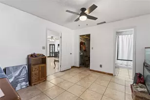 5221 Chenault Ave, Orlando, FL 32839 - Photo 15