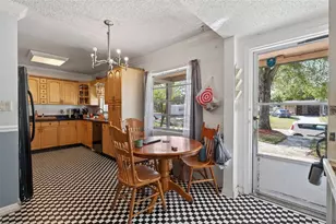 5221 Chenault Ave, Orlando, FL 32839 - Photo 5