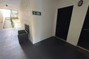 2729 Maitland Crossing Way, Orlando, FL 32810 - Photo 3