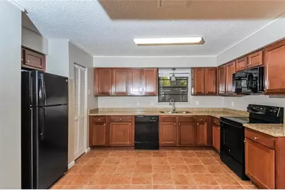 225 Tracy Way, Lakeland, FL 33809 - Photo 5