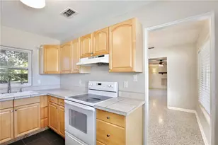 427 Sunglow Ct, Orlando, FL 32803 - Photo 11