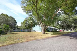 1040 Dennis Ave, Orlando, FL 32807 - Photo 29