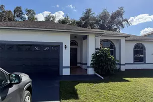 573 Hummingbird Ct, Poinciana, FL 34759 - Photo 1