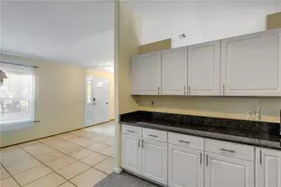 11 Ethel Ln, Palm Coast, FL 32164 - Photo 11