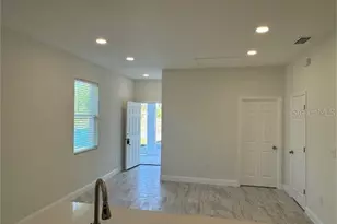 612 S 6th St, Lake Wales, FL 33853 - Photo 5