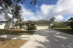 4495 Diamond Circle, Sarasota, FL 34233 - Photo 1