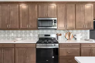 2386 Lily Bloom Rd, Saint Cloud, FL 34771 - Photo 5