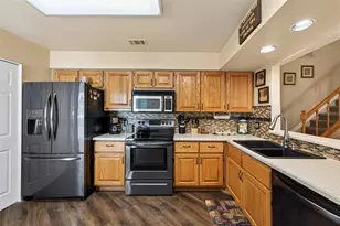 2921 Clubview Dr, Orlando, FL 32822 - Photo 13