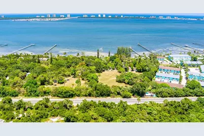 13377 S Indian River Dr, Jensen Beach, FL 34957 - Photo 33