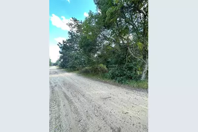 20180 SE 141st Street, Umatilla, FL 32784 - Photo 1