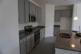 1538 Blue Lagoon Cir, Mascotte, FL 34753 - Photo 3