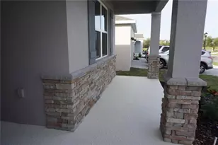 1538 Blue Lagoon Cir, Mascotte, FL 34753 - Photo 9