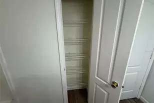 10412 Villa View Cir, Tampa, FL 33647 - Photo 15