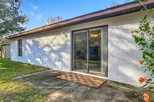 880 Vindale Rd, Tavares, FL 32778 - Photo 29